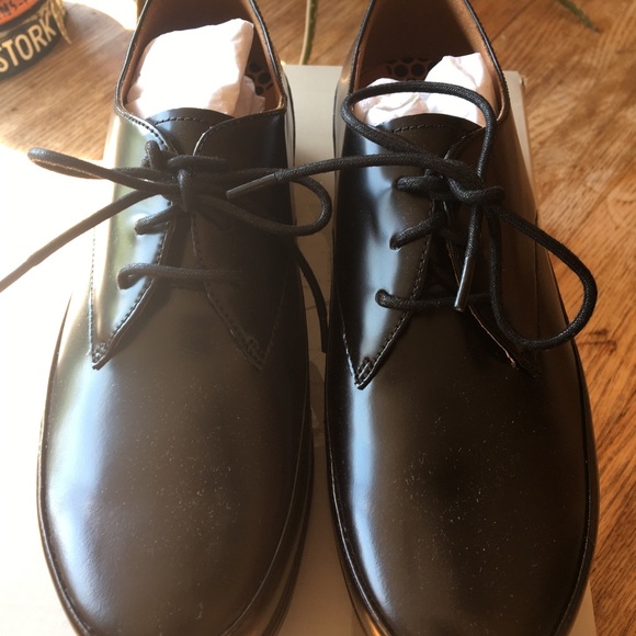 Fitflop Shoes - NWT FitFlop Beau Derby All Black Leather Oxford Size8
